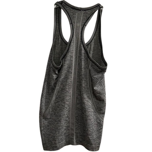 Lululemon Women's Black Swiftly Tech Racerback Tank Top Size 6 - Picture 2 of 10